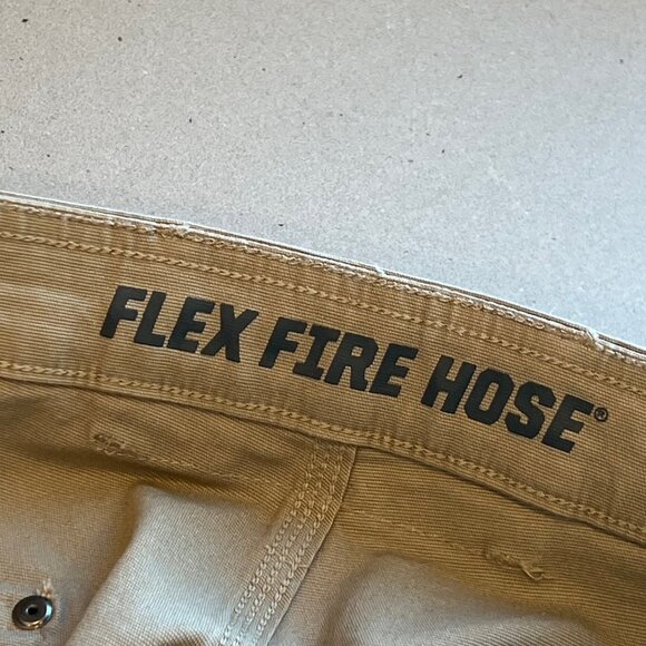 DULUTH Work Pants Men 38x31 Tan/Khaki Flex Fire Hose Relaxed Fit Cargo Pants - Picture 7 of 9